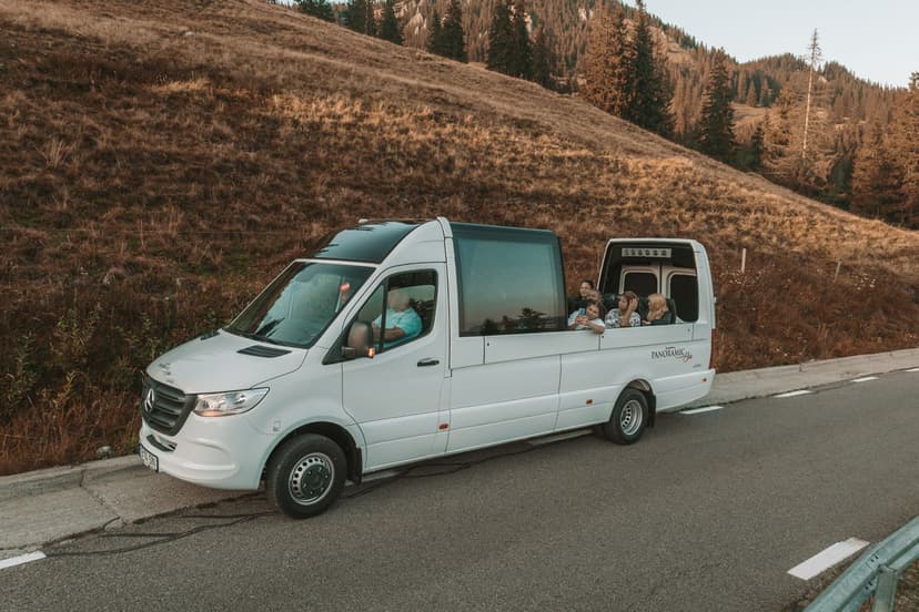Panoramic Bus – Un Mod Inedit de a Descoperi Țara Dornelor - Imagine 1