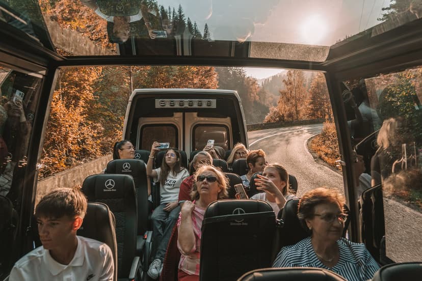 Panoramic Bus – Un Mod Inedit de a Descoperi Țara Dornelor - Imagine 7