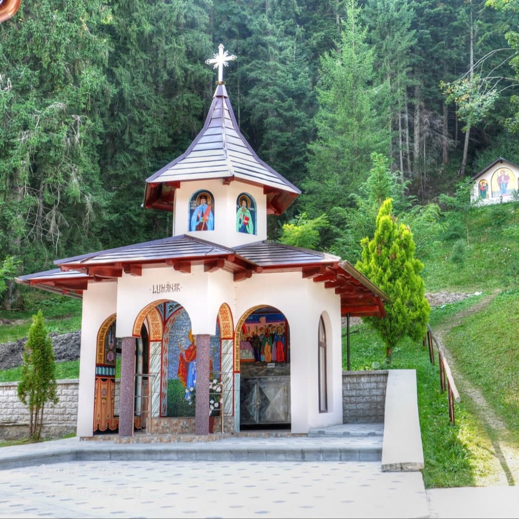 Manastirea Sihastria Raraului