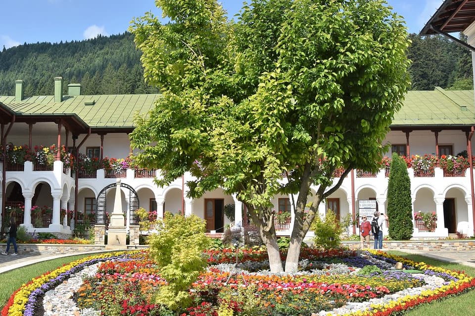 Mănăstirile Neamțului-3