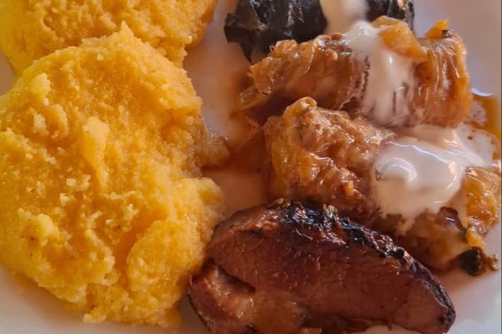 Punct gastronomic local 2