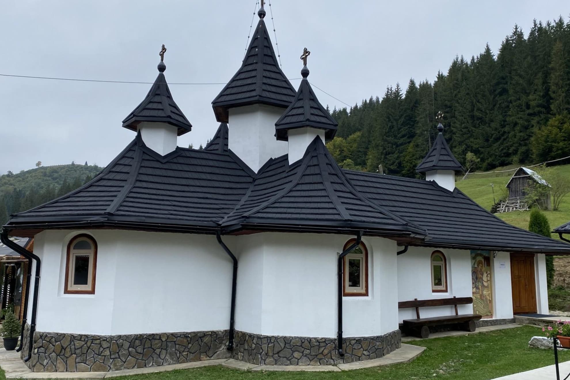 Mănăstirea Peștele Cotârgași 1