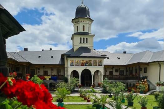 Mănăstirea Sfântul Ilie – Toplița 1